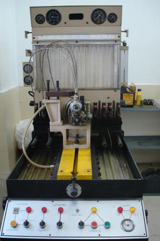 image Banco de pruebas para bombas de inyección. Vista general