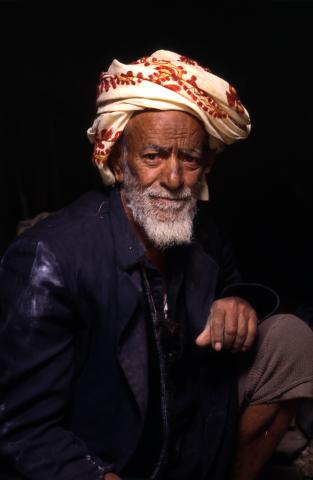 image Retrato de anciano con turbante, Yemen