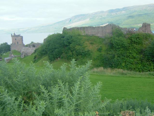 image Castillo en el Lago Ness, Escocia