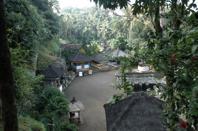 image Pueblo balinés tradicional, Indonesia