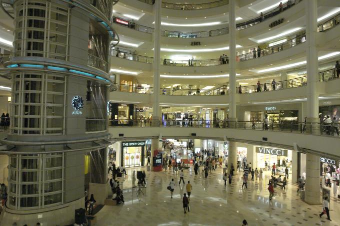 image Interior de centro comercial, Malasia