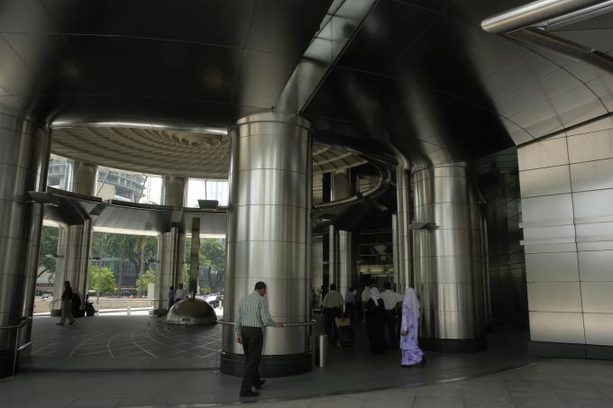 image Vestíbulo de las Torres Petronas, Kuala Lumpur, Malasia