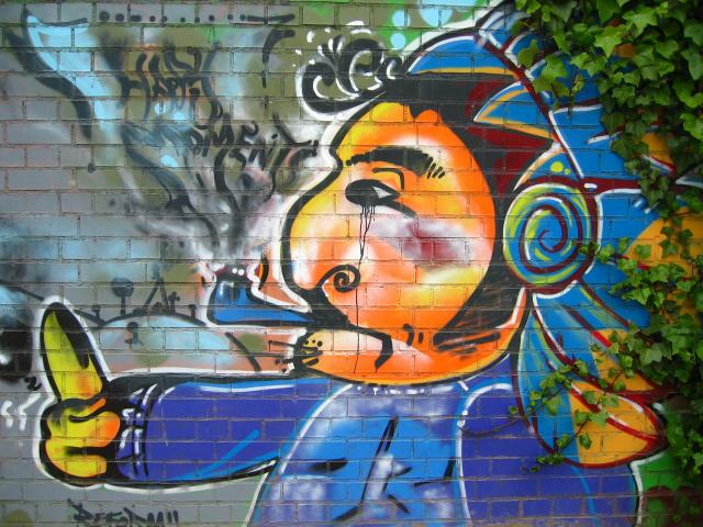 image Grafiti en el barrio de la Barceloneta, Barcelona