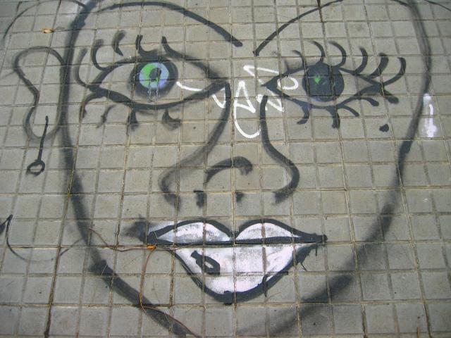 image Grafiti en el barrio de la Barceloneta, Barcelona