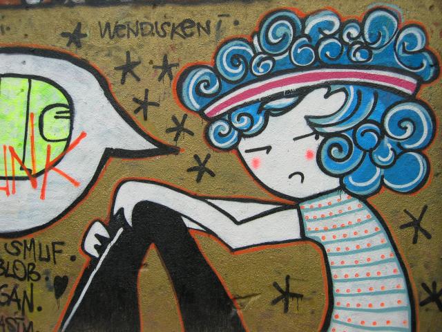 image Grafiti en el barrio de la Barceloneta, Barcelona