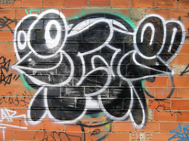 image Grafiti en la calle del Polvorín, Barcelona