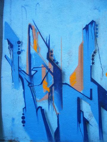 image Grafiti en la calle Tarragona, Barcelona