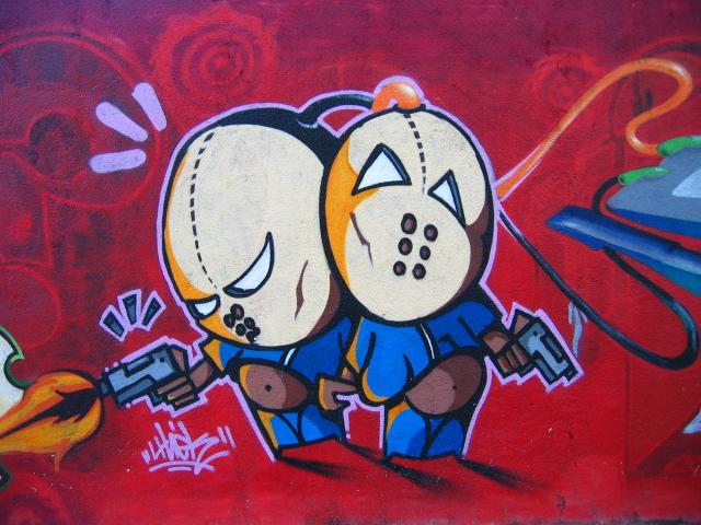 image Grafiti en la calle Tarragona, Barcelona