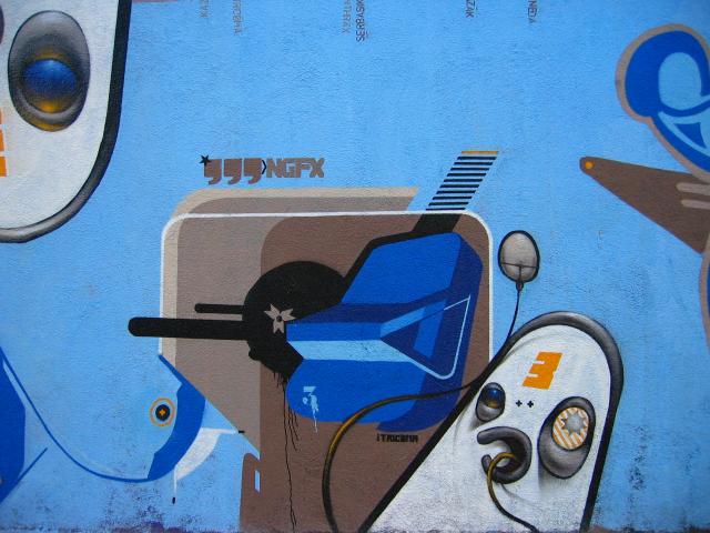 image Grafiti en la calle Tarragona, Barcelona