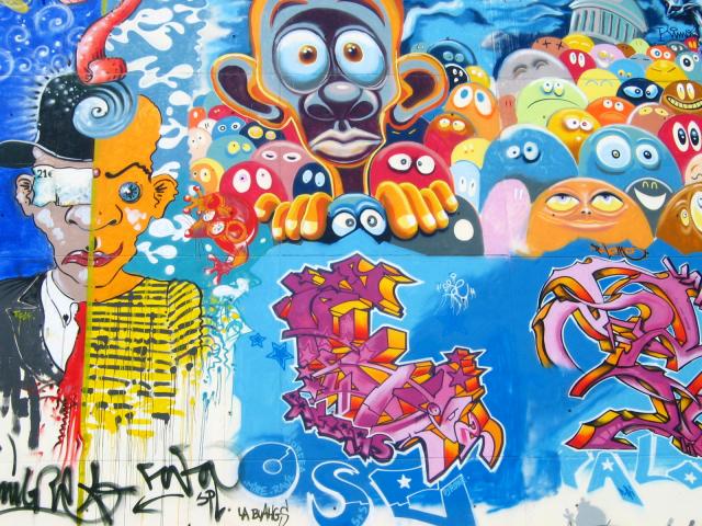 image Grafiti en el Forum de las Culturas, Barcelona