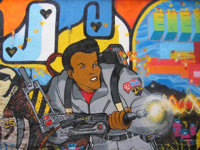 image Grafiti en el mercado de Sant Antoni, Barcelona