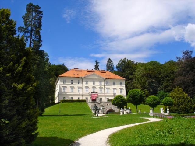 image Castillo de Tívoli en Liubliana, Eslovenia