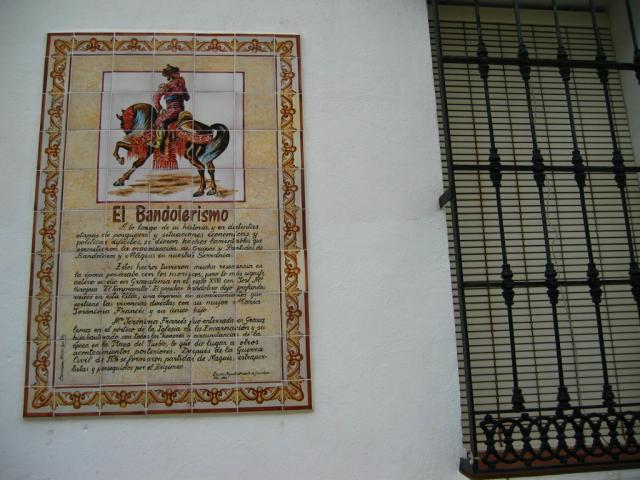 image Azulejos pintados de El Bandolerismo, Grazalema, Cádiz
