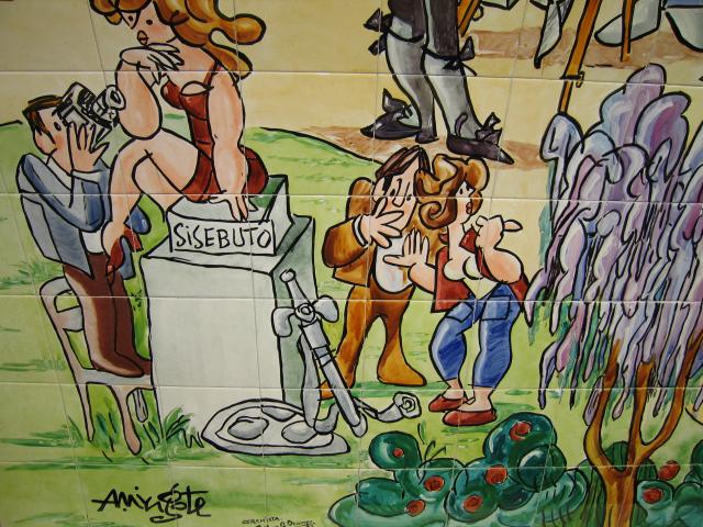 image Obra de Mingote en la estación de metro Retiro, Madrid