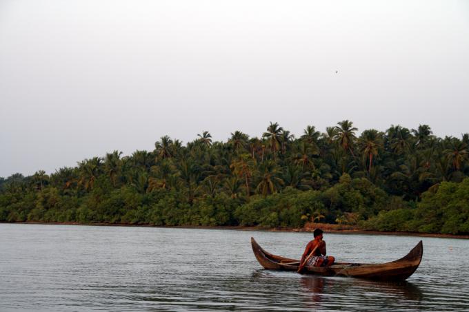 image Backwater navegando, Kerala, India