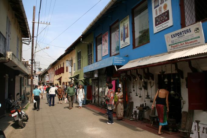 image Calle en el barrio judío de Cochin, Kerala, India
