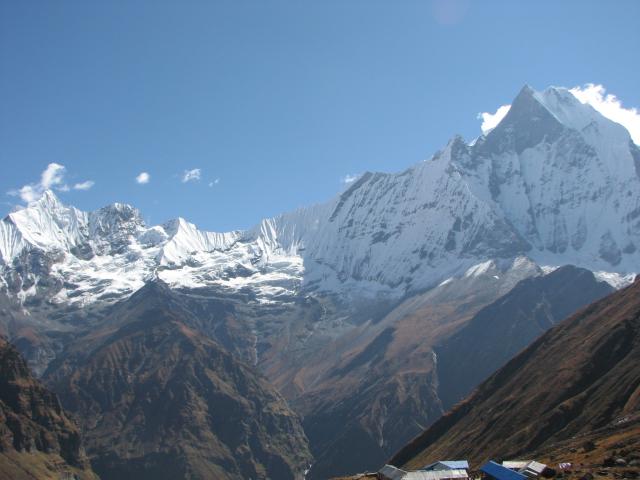image El Machapuchare visto desde el campo base, Himalaya, Nepal