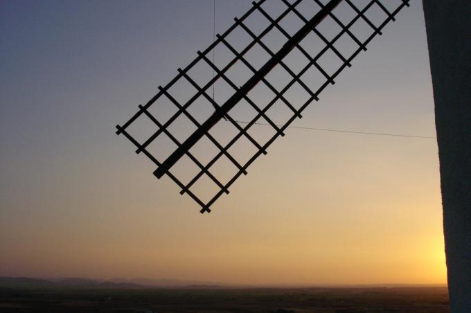 image Detalle de aspas de un molino de viento en Alcázar de San Juan, Ciudad Real
