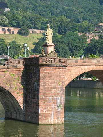 image Detalle de puente en Heidelberg, Alemania