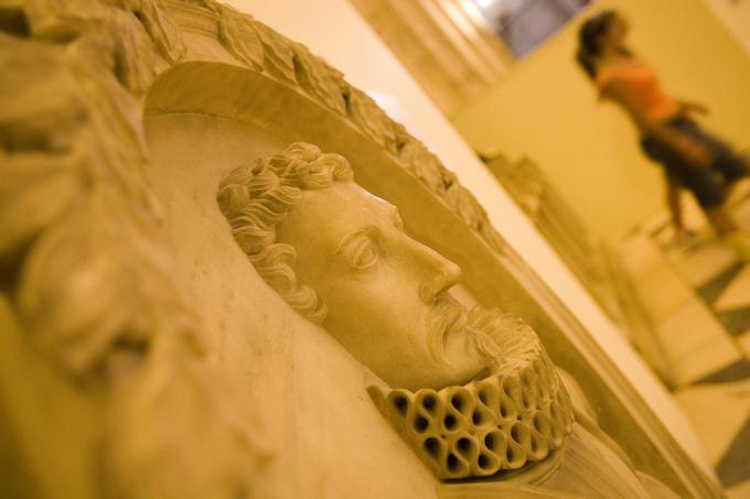 image Exposición por el centenario de la muerte de Colón, Sevilla