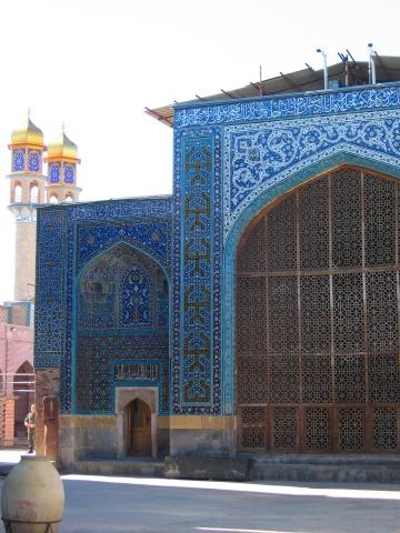 image Iwan principal, mausoleo de Sheikh Safi od-Din, Ardabil, Irán