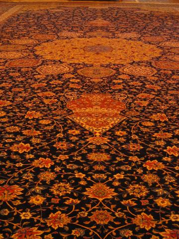 image Alfombra persa del museo de porcelana china, mausoleo de Sheikh Safi od-Din, Ardabil, Irán