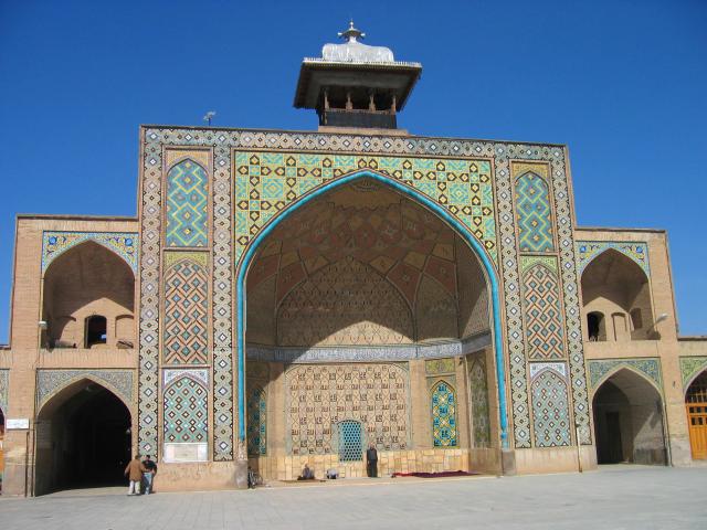 image Iwan de la Mezquita del Profeta, Qazvin, Irán
