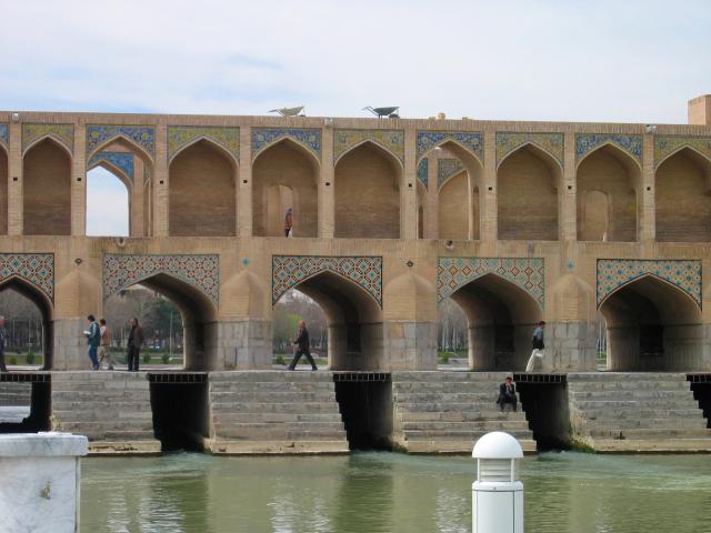 image Puente Khaju Pol, Isfahán, Irán