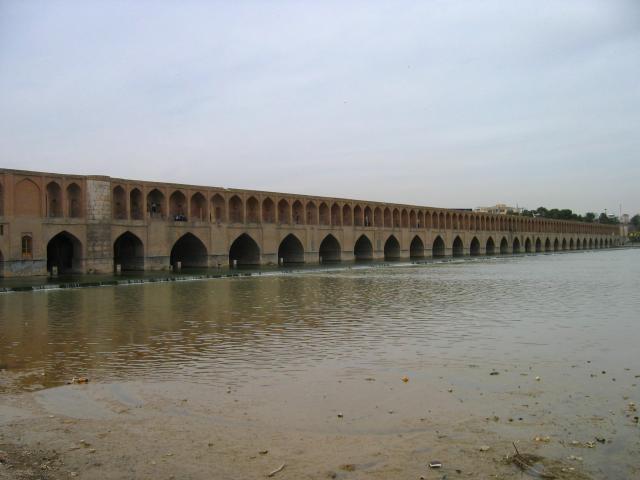 image Puente Sio-Seh Pol, Isfahán, Irán