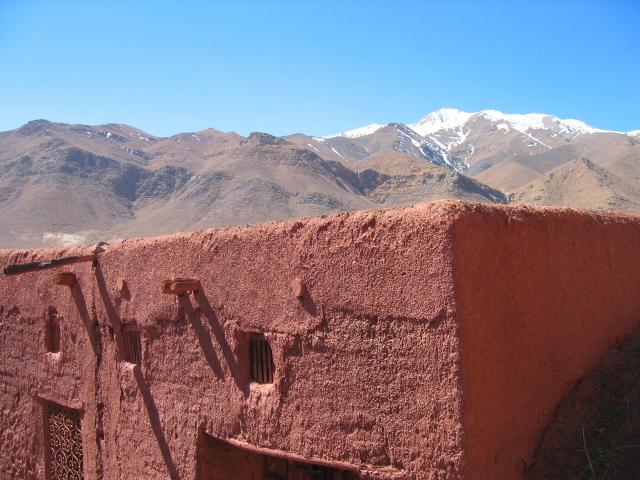 image Montañas en los alrededores de Abyaneh, Isfahán, Irán