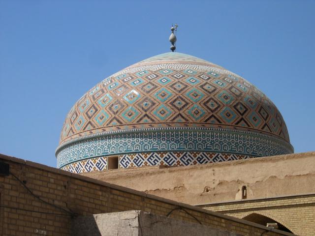 image Cúpula de Masjed-e Jame o mezquita del viernes, Yazd, Irán