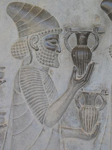 image Relieve en las escaleras hacia la Apadana, Persépolis, Irán