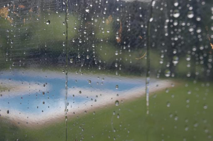 image Lluvia a través de la ventana
