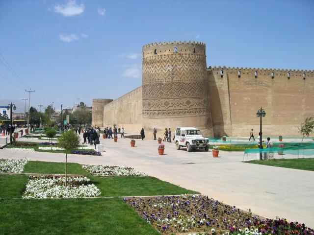 image Jardines y Fortaleza de Arg-e Karim Khan, Shiraz, Irán