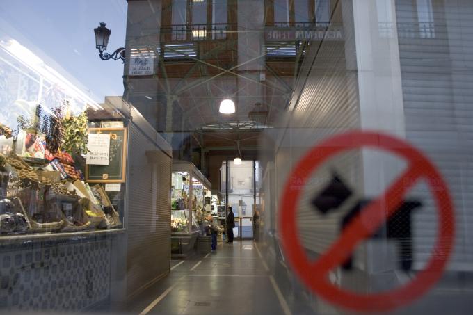 image Interior del mercado de San Miguel, Madrid
