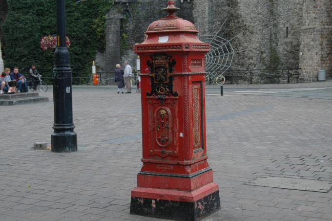 image Buzón de correos en Gante, Bélgica