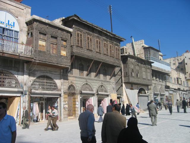image Calle de acceso a la ciudadela de Alepo, Siria