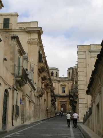 image Calle de Noto, Sicilia, Italia