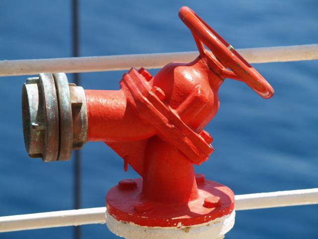 image Toma de agua de una embarcación