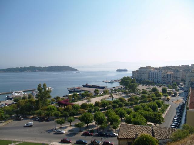 image Puerto marítimo de Corfú, Grecia