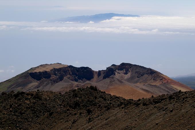 image Pico Viejo o Chahorra con La Gomera y El Hierro de fondo, Tenerife