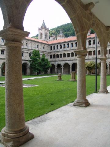 image Claustro Grande del monasterio de Santo Estevo de Ribas de Sil, Ourense
