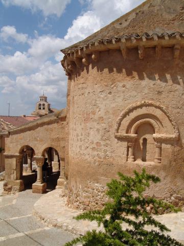 image Abside de la iglesia de San Miguel, San Esteban de Gormaz, Soria