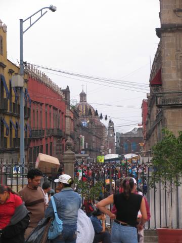 image Calle de Mexico DF, México