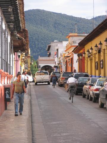 image Calle de San Cristóbal de las Casas, Chiapas,  México