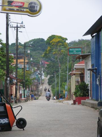 image Calle de Livingstone, Guatemala