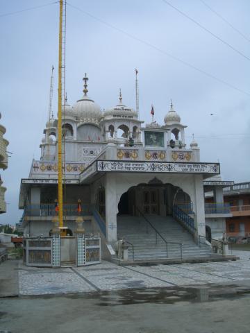 image Templo Sikh en Manmad, India