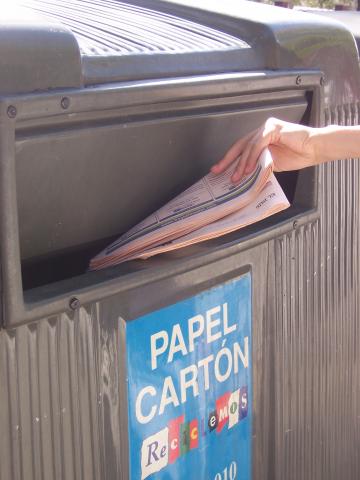 image Reciclar papel