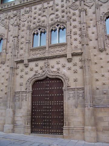 image Puerta del Palacio de Jabalquinto en Baeza, Jaén
