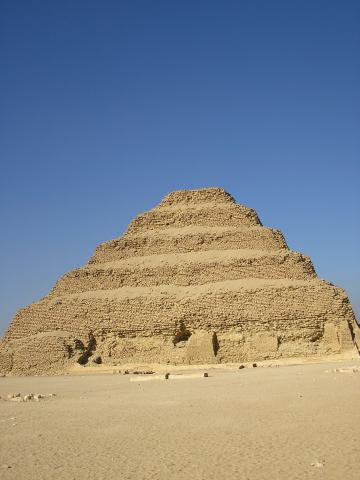 image Detalle de la Piramide de la Piramide escalonada de Zoser en Shakkara, El Cairo, Egipto